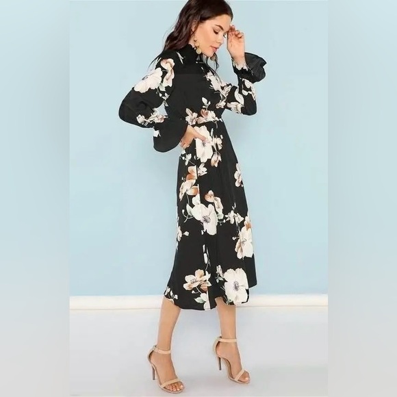 Boho SHEIN Mock Frill Neck Flounce Sleeve Navy Floral Maxi Long Dress Size S - Picture 9 of 12